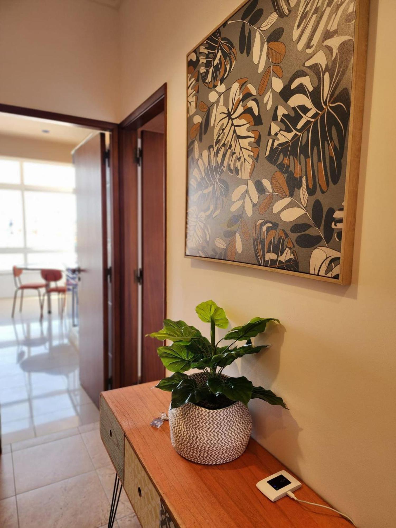 Cozy Apartment In Central Almada W Swing Chairs Luaran gambar