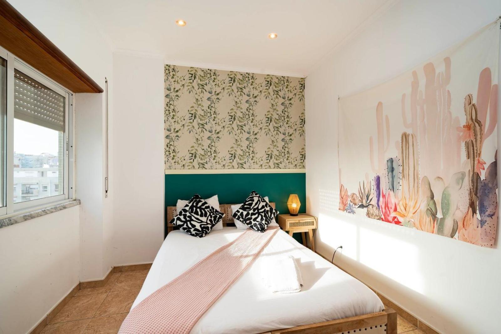 Cozy Apartment In Central Almada W Swing Chairs Luaran gambar