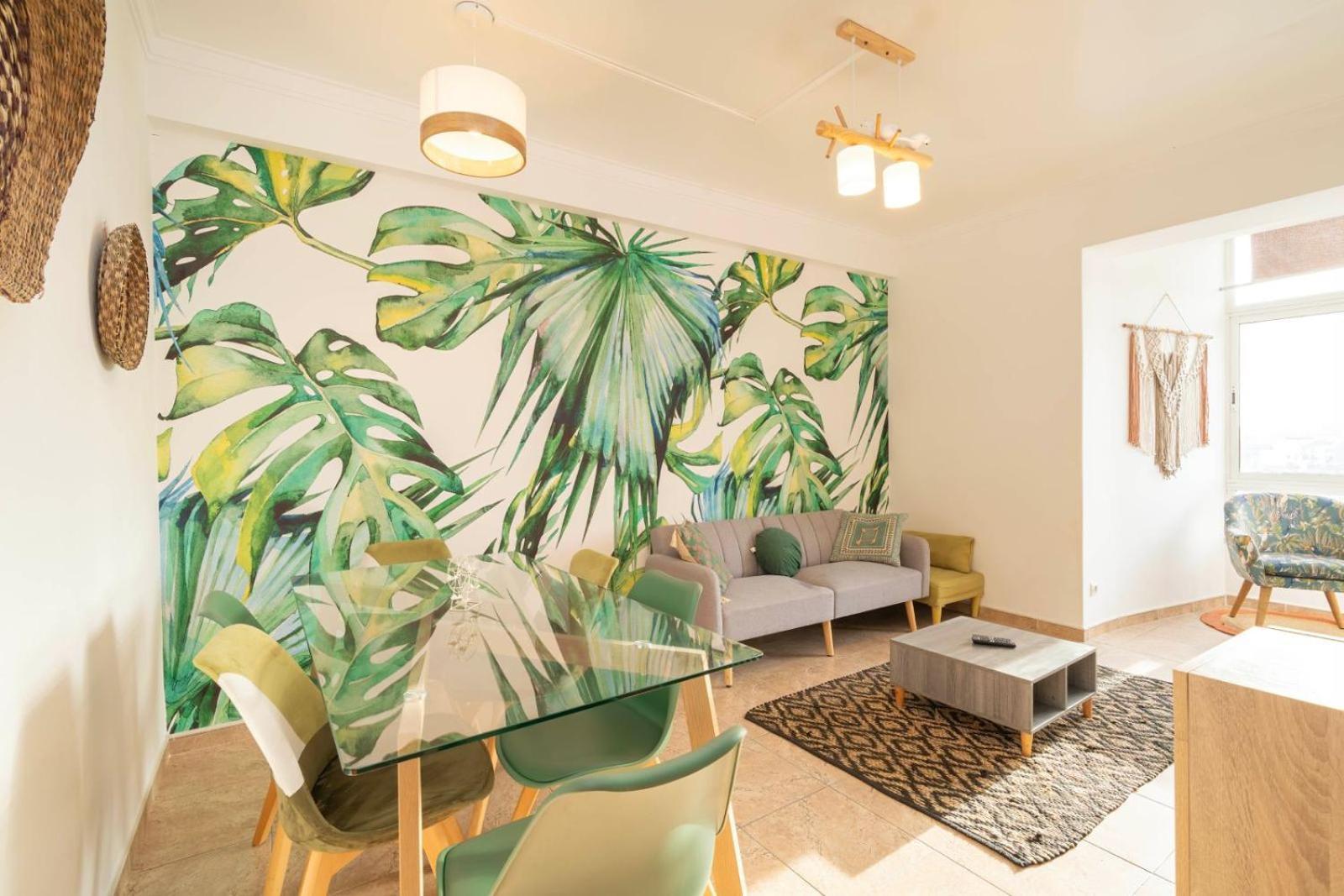 Cozy Apartment In Central Almada W Swing Chairs Luaran gambar